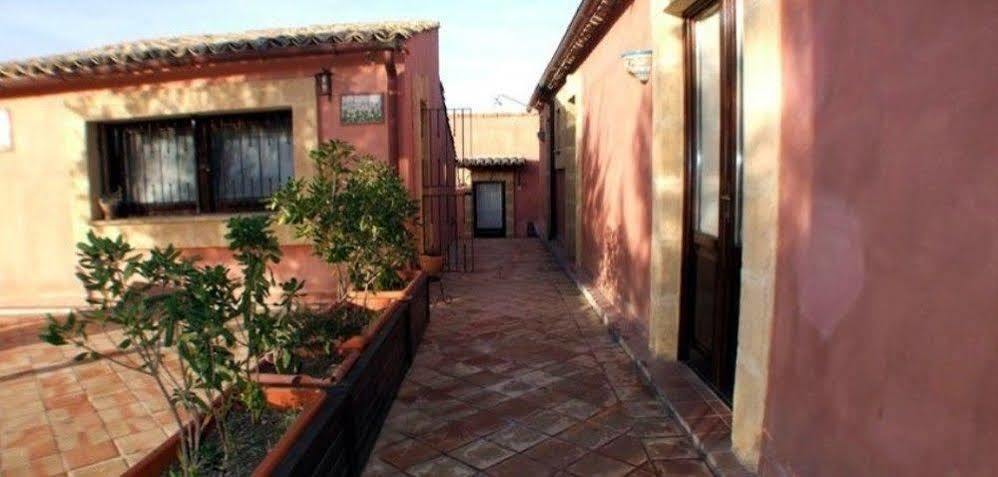Borgo Nocchiara 3* Carlentini